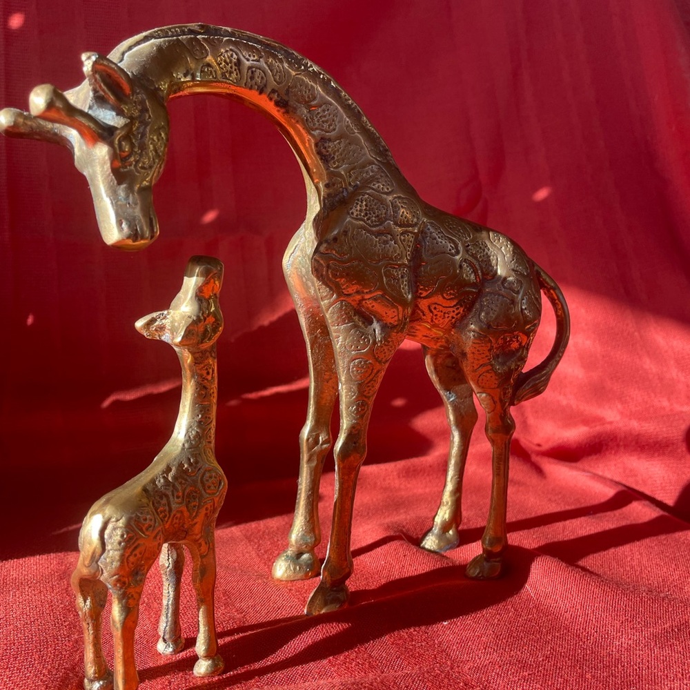 Brass Giraffe Sculptures - Decorative Pair